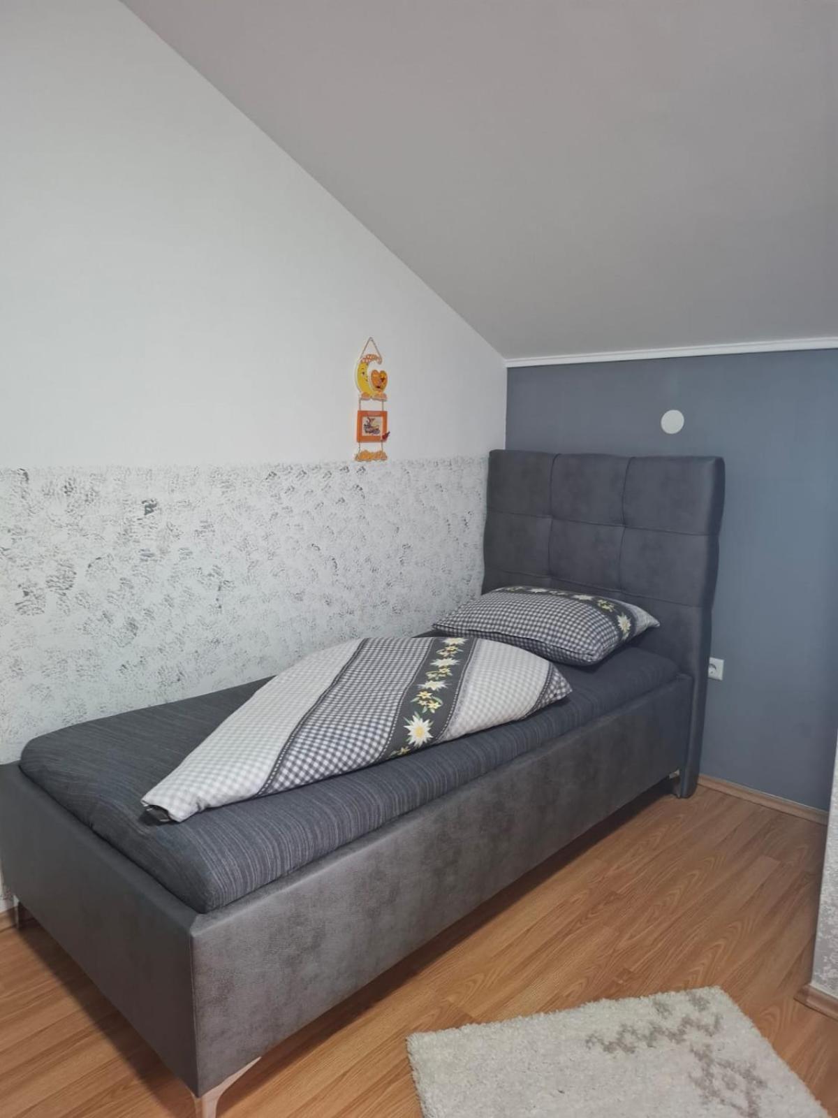 Apartman Sofia Zupanja Exterior photo