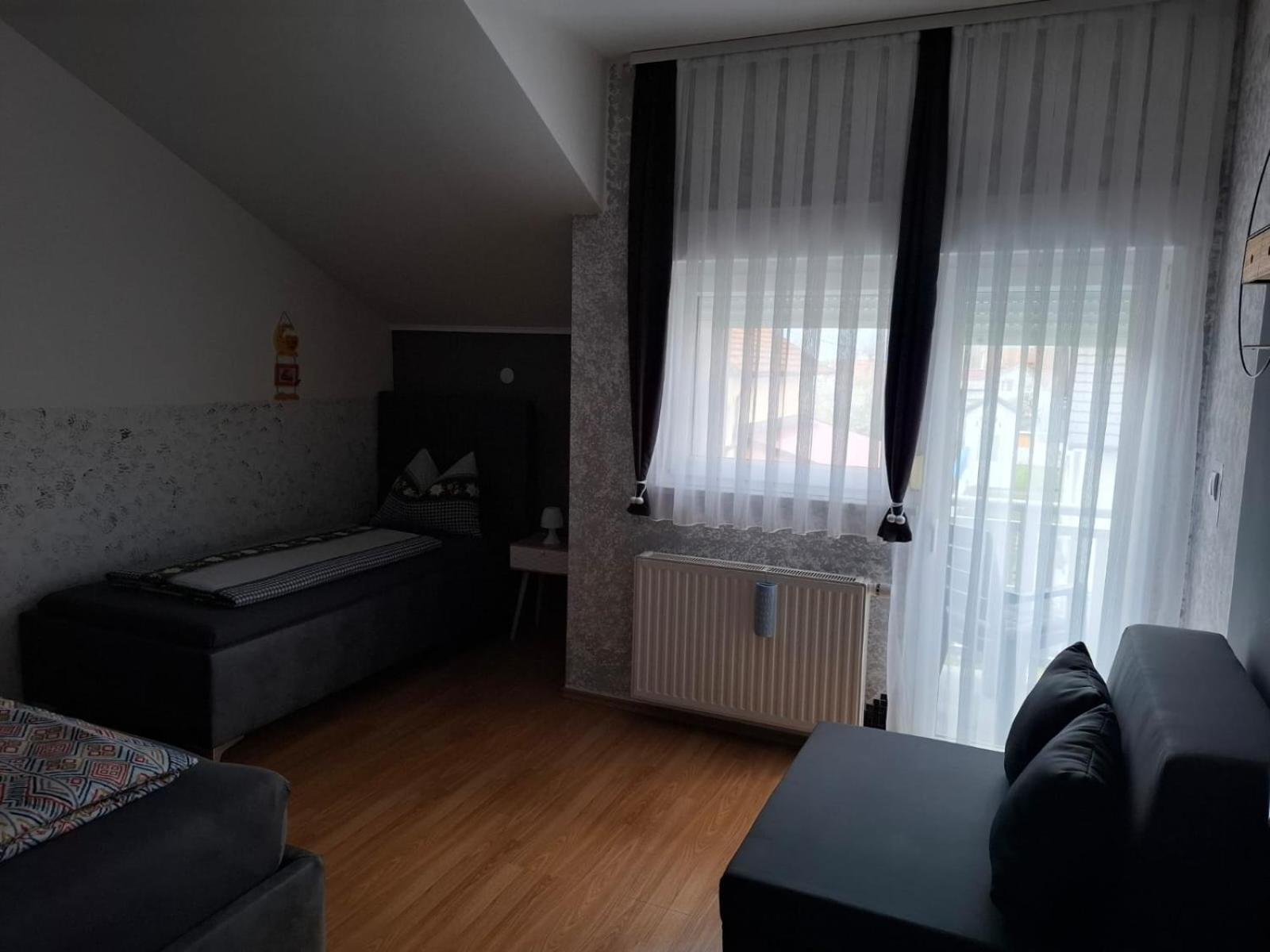 Apartman Sofia Zupanja Exterior photo